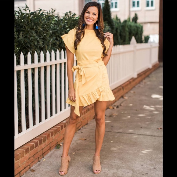 SOLD - Yellow boutique wrap dress with bow - Picture 2 of 2